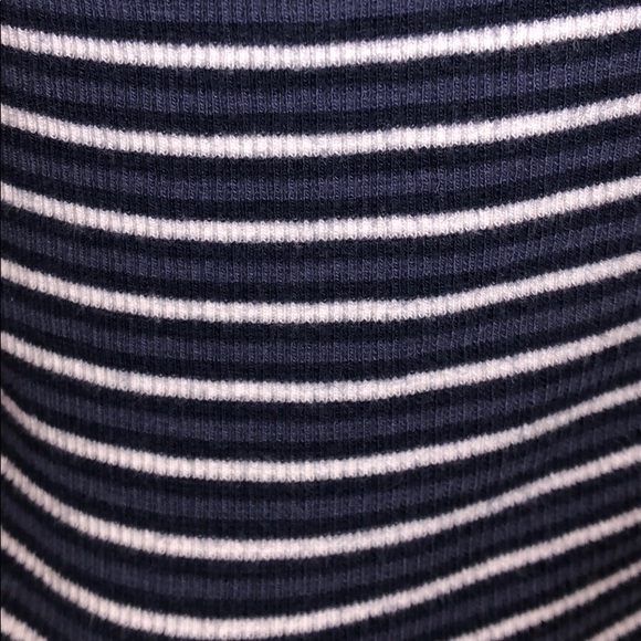 brandy melville white and navy stripped tank top - Picture 4 of 7